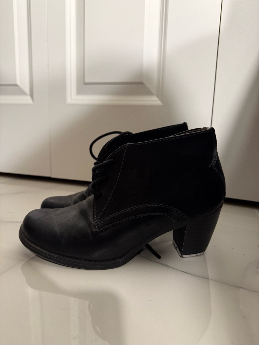 Natural Soul Black Lace-Up Ankle Booties